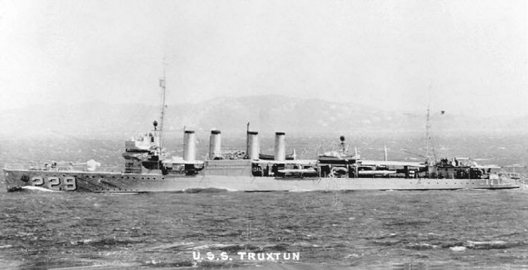 [USS Truxtun]